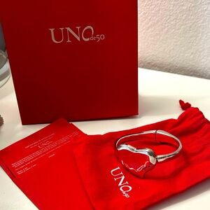 Uno de 50 Immensity silver bracelet with hidden spring and big heart. Original.